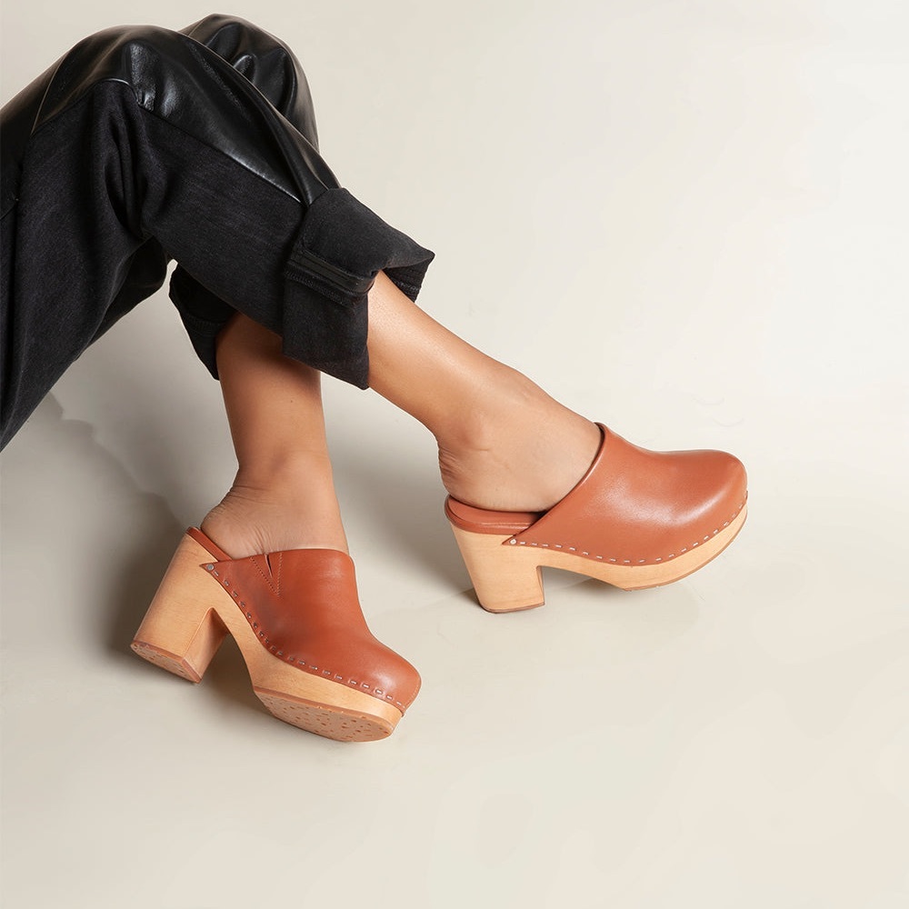 Charlotte Stone Marlo Clog - Luggage brown leather 7